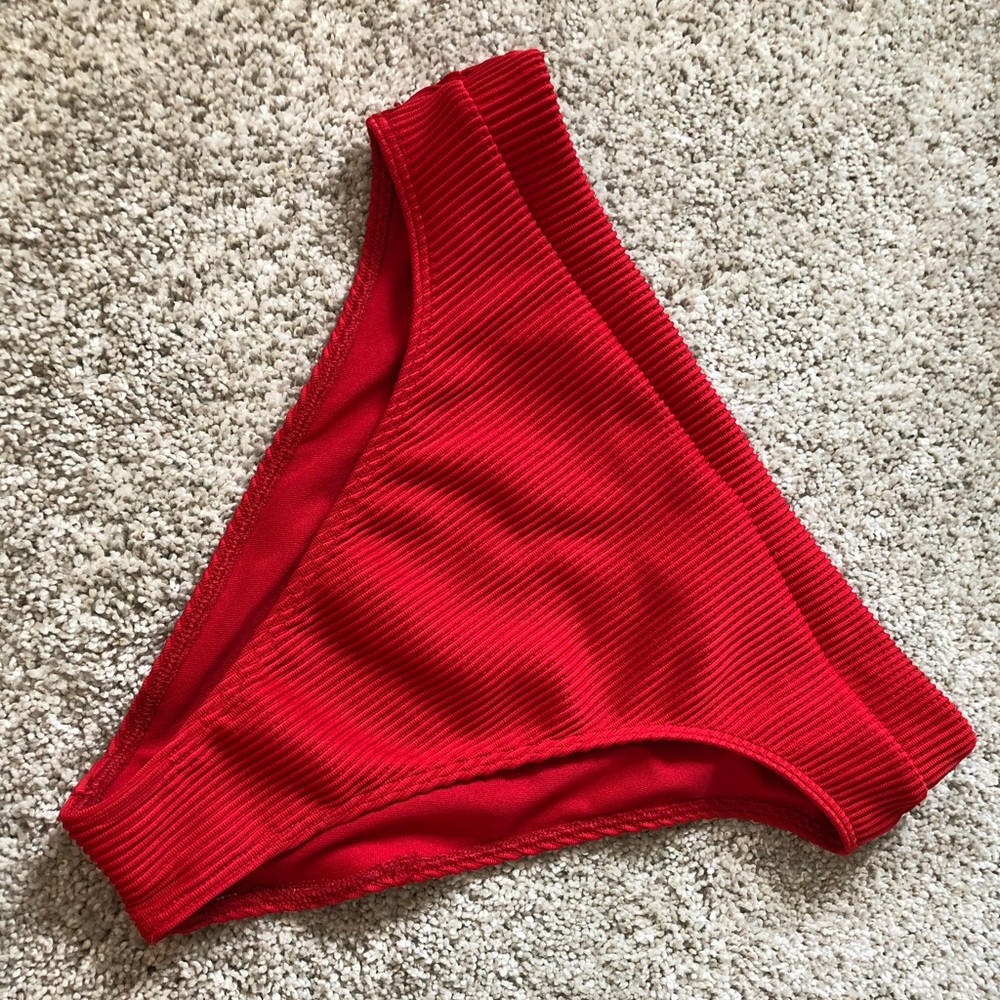 High wasted Cheeky ribbed bikini bottoms